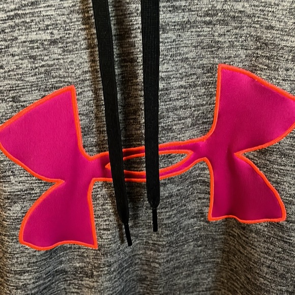 Under armour hoodie - Picture 2 of 4